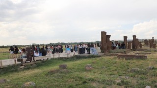 Selçuklu Meydan Mezarlığında yaz yoğunluğu başladı