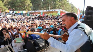 Şenkayada Bal Festivalinde rekor katılım: 20 bin kişi Şirankeste buluştu