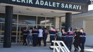 Serikteki sosyal medya dolandırıcılığı operasyonunda 4 şüpheliden 3ü tutuklandı