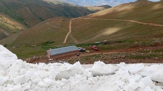Sivasta temmuz ayında karla mücadele çalışmaları sürüyor