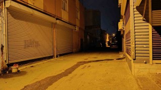 Sokak ortasında silahlı saldırıya uğrayan genç kadın hayatını kaybetti