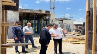 Susuzda yatırımlar yakından takip ediliyor: Kaymakam Furkan Öztürkten hastane ve okul incelemesi