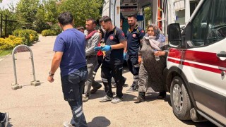 Takla atan otomobildeki 4 kişi yaralandı