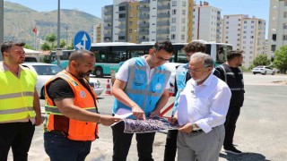 Talasta asfalt yılı hız kesmiyor: Sayer Caddesi yeni yüzüyle hizmette