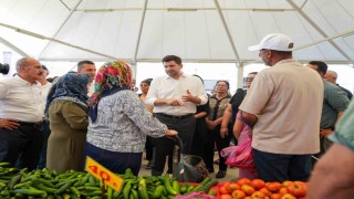 Tarsusta 4 yıldır atıl kalan semt pazarı yeniden hizmete açıldı
