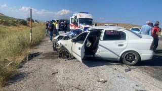 Tatvan'da iki otomobil çarpıştı: 6 yaralı