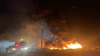 Tekirdağda atık döküm alanında yangın: Alevler geceyi aydınlattı