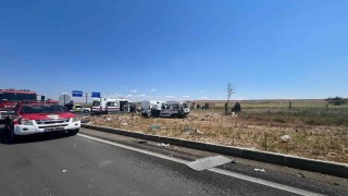 Tekirdağ'da kamyon ile otomobil çarpıştı: 2 ölü, 3 yaralı