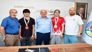 Termenin şampiyonları Başkan Kulun konuğu oldu