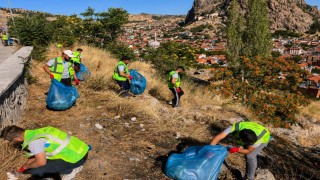 Toplanan çöpler vatandaşların çevre konusundaki duyarsızlığını gözler önüne serdi