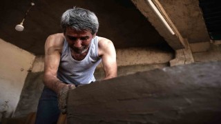 Toprak, saman ve keçi kılıyla yapılan tandırlar 18 yıla kadar dayanıyor