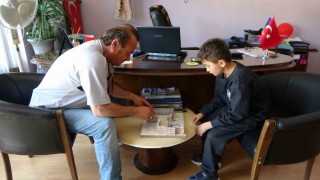 Torun sevgisi sayesinde ürettiği maketler ilgi odağı oldu