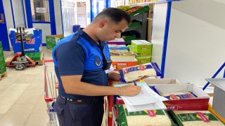 Tosya'da marketler denetlendi