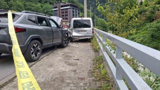 Trabzonda trafik kazası: 7 Arap turist yaralı