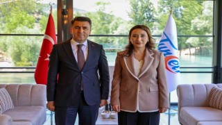 Tuncelinin ilk kadın kaymakamı göreve başladı