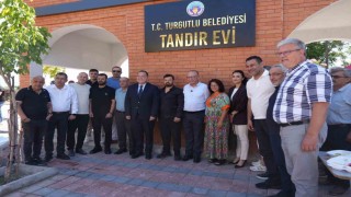 Turgutlu'da mahalle kültürünü yaşatacak Tandır Evi hizmete açıldı