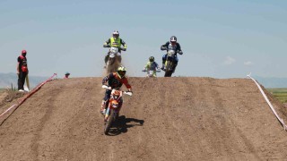 Türkiye SKIL Enduro ve ATV Şampiyonası heyecanı sıralama turlarıyla başladı