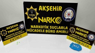 Tutuklu oğlunu ziyarete gitti, üzerinden 18 uyuşturucu hap çıktı