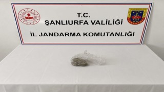 Uygulamada uyuşturucu, silah ve kaçak sigara ele geçirildi