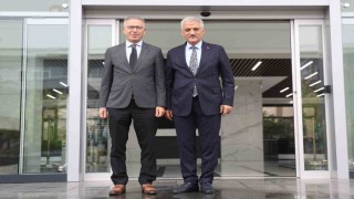 Vali Makastan Başsavcı Ünalana hayırlı olsun ziyaretinde bulundu