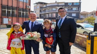 Vali Varol, Yenipazarda kurumları ziyaret edip vatandaşlarla buluştu