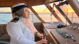 Van Gölünün ilk kadın kaptanı: Dümen artık ona emanet