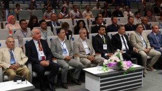 Van YYÜde 6. Ulusal Mühendislik Jeolojisi ve Jeoteknik Sempozyumu başladı