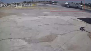 Viranşehirdeki ölümlü trafik kazasının güvenlik kamerası görüntüleri ortaya çıktı