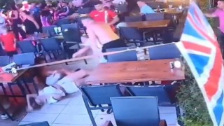 Yabancı uyruklu turistten ailesine şiddet