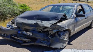 Yalvaçta otomobiller kafa kafaya çarpıştı: 1 yaralı