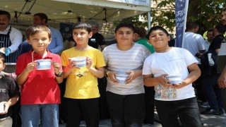 Yenişehir'de aşure bereketi