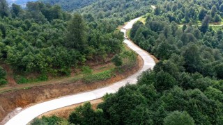Yeşil Yolda beton yol çalışmaları sürüyor