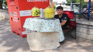 14 yaşındaki Buğra limonata satarak asgari ücretin üç katı kazandı