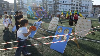 3 bin 300 çocuk 12 farklı branşta sporla dolu yaz geçirdi