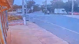3 tekerli elektrikli bisiklet devrildi: 1 ağır yaralı