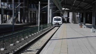 30 Ağustosta Ankara, İzmir ve İstanbulda kent içi raylı sistem hatları ücretsiz olacak