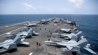 ABD, USS George Washington uçak gemisini Orta Doğuya konuşlandırdı