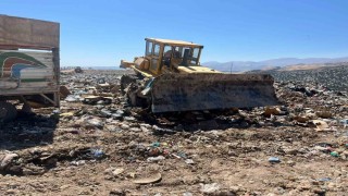 Adıyamanda 7 ton kaçak nargile tütünü imha edildi