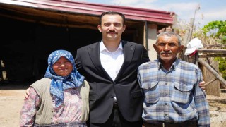 Ağlama, canımıza bir şey olmadı sözleri yüreklere dokunmuştu: Devlet yaşlı çifte sahip çıktı