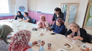 Akdeniz Belediyesi’nden Kadınlara “Sevgi Sanatı Atölyesi”