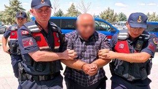 Aksarayda 2 kişiyi tabancayla öldüren zanlı adliyeye sevk edildi