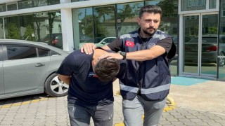 Akülü çocuk aracının tekerleğine zulalanmış metamfetamin ile yakalanan şahıs tutuklandı