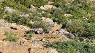 Alanyada motosiklet uçuruma yuvarlandı: 1 ölü, 1 yaralı