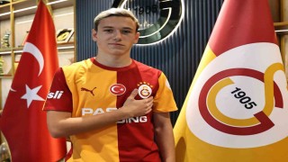 Aleksey Batrakov, Galatasarayın ilk Rus futbolcusu oldu
