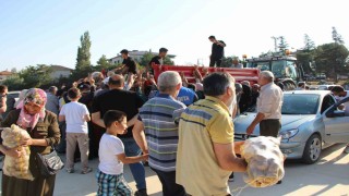 Amasyalı genç çiftçi bu yıl mutluluktan 6 ton patatesi ücretsiz dağıttı