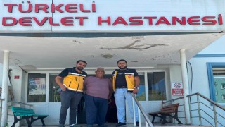 Ambulansta düşen ve içerisinde 150 bin lira olan cüzdan sahibine teslim edildi