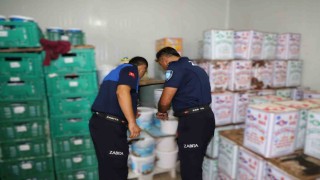 Antalyada 15 ton tarihi geçmiş süt ürününe el konuldu