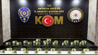 Antalyada 22 adet kaçak tarihi eser yakalandı