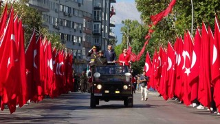 Antalyada 30 Ağustos coşkusu yaşandı