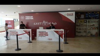 Arnavutköyde üniversite adaylarına tercih desteği